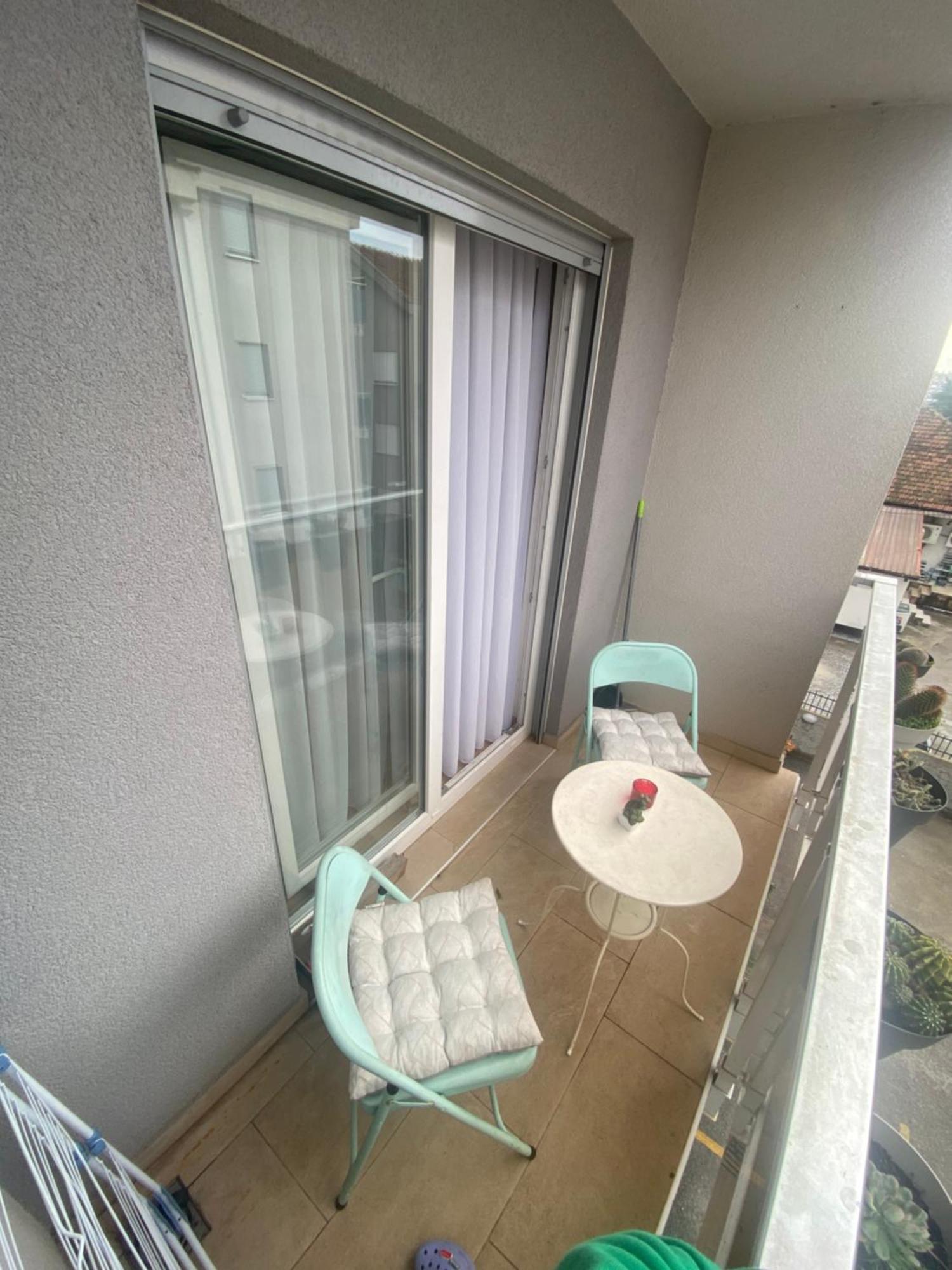 Ana'S 2 Bedrooms Lovely Flat ポドゴリツァ エクステリア 写真