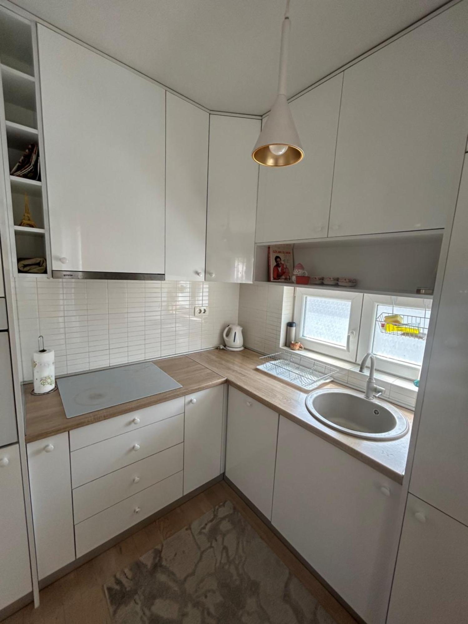 Ana'S 2 Bedrooms Lovely Flat ポドゴリツァ エクステリア 写真