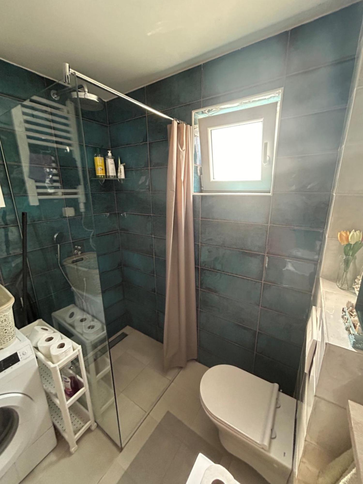 Ana'S 2 Bedrooms Lovely Flat ポドゴリツァ エクステリア 写真